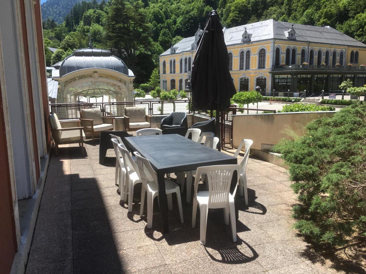 Residence Regina Cauterets Buitenkant foto