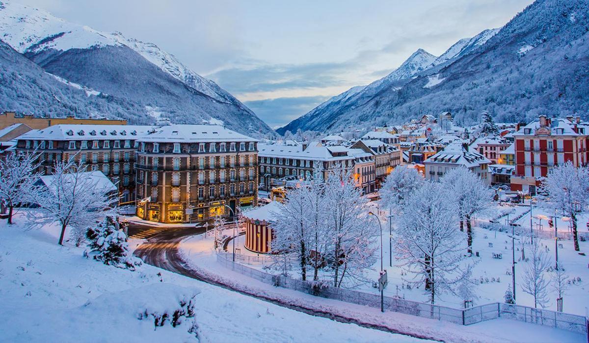 Residence Regina Cauterets Buitenkant foto